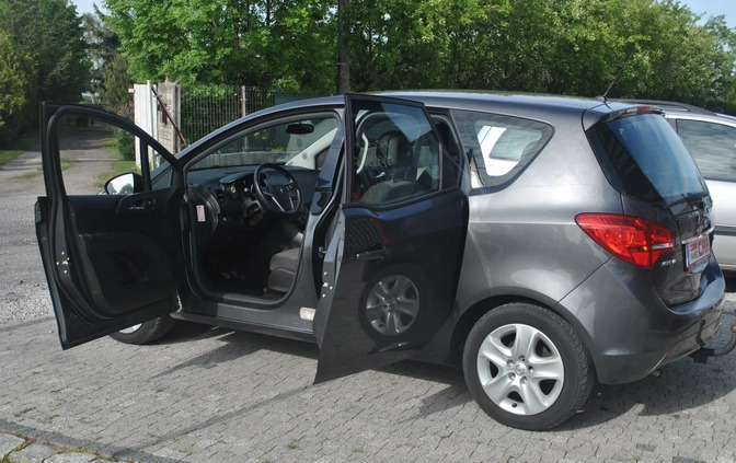 Opel Meriva cena 22499 przebieg: 198765, rok produkcji 2010 z Prabuty małe 154